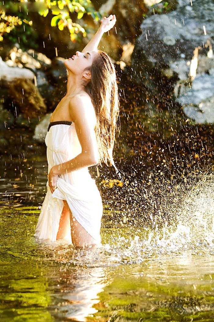 Marie Avgeropoulos in Zhangjiagang