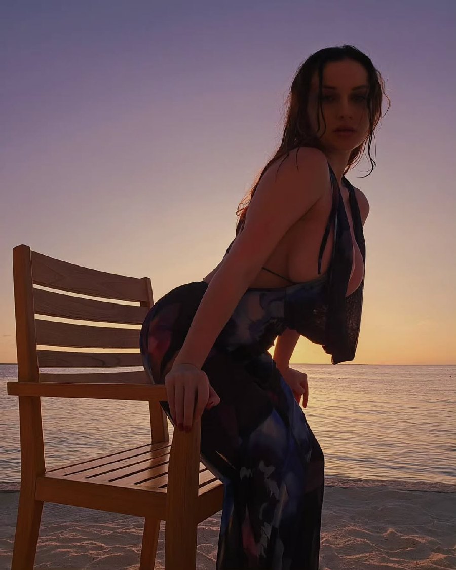 Sexy girl Miranda Faith nude in Zhangjiagang