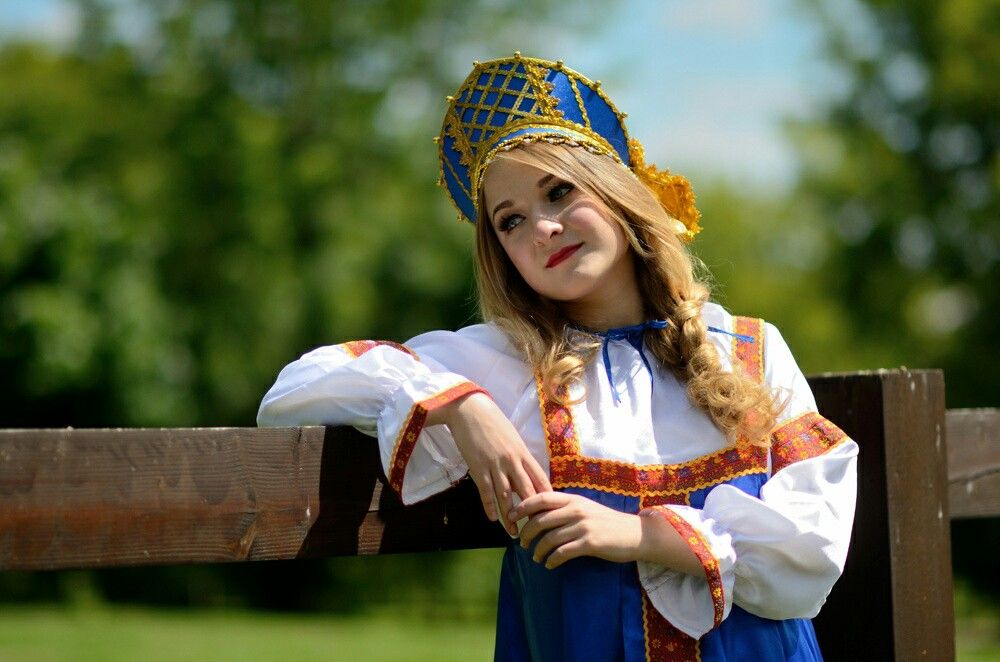 Photo Slavic girls in Zhangjiagang