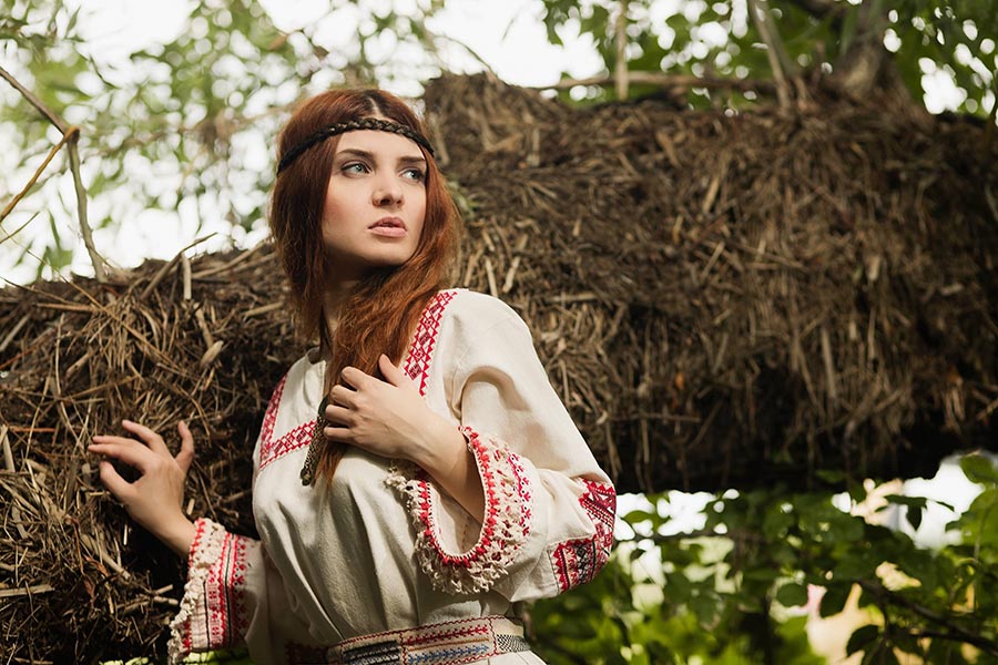 Women in Slavic costumes in Zhangjiagang