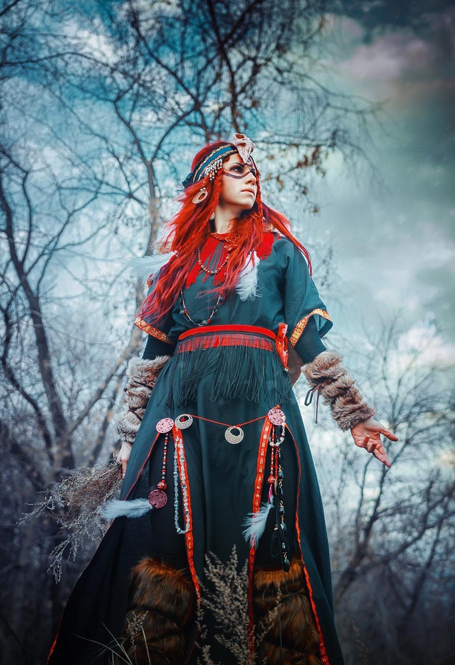 Girls in Slavic costumes underwear in Zhangjiagang