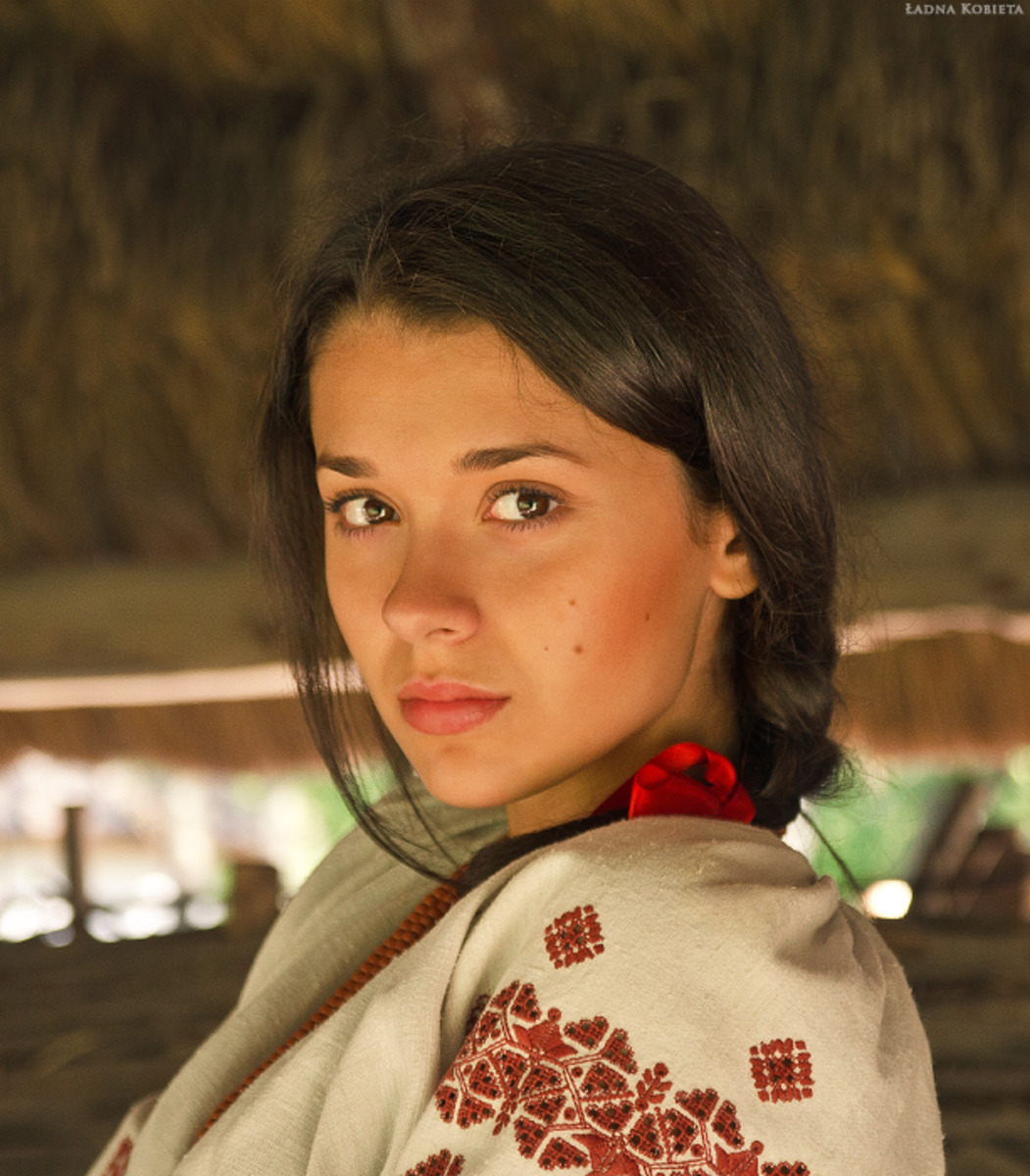 Girls in Slavic costumes in Zhangjiagang