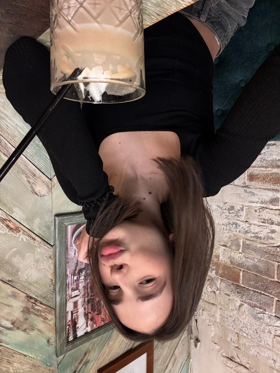 Fresh photos, fresh mood — Tina online in Zhangjiagang